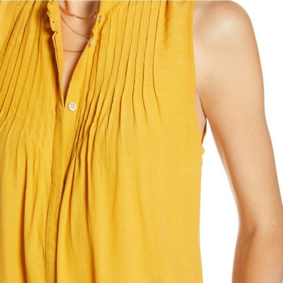 Treasure & Bond Gold Pleated Top - Picture 2 of 14